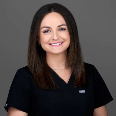 headshot of sydney brewer pa-c